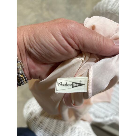 Vtg Pink Sleepwear Set Nightgown & housecoat Soft Pastel 1960 Style shadow line - Picture 6 of 8